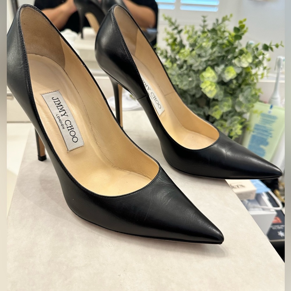 Jimmy Choo Abel pointed toe pumps.